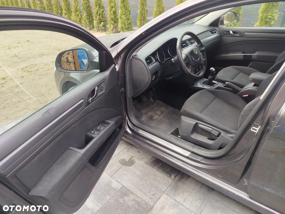 Skoda Superb 1.4 TSI Ambition - 10