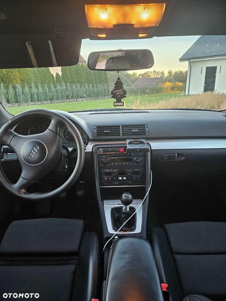 Audi A4 Avant - 7