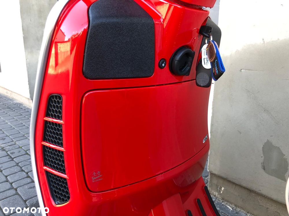 Vespa GTS - 5