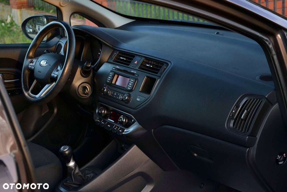 Kia Rio 1.2 XL - 17