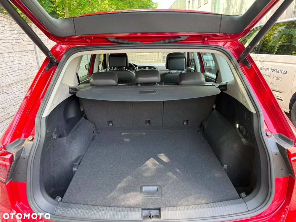 Volkswagen Tiguan Allspace 2.0 TSI 4Mot Elegance DSG - 10