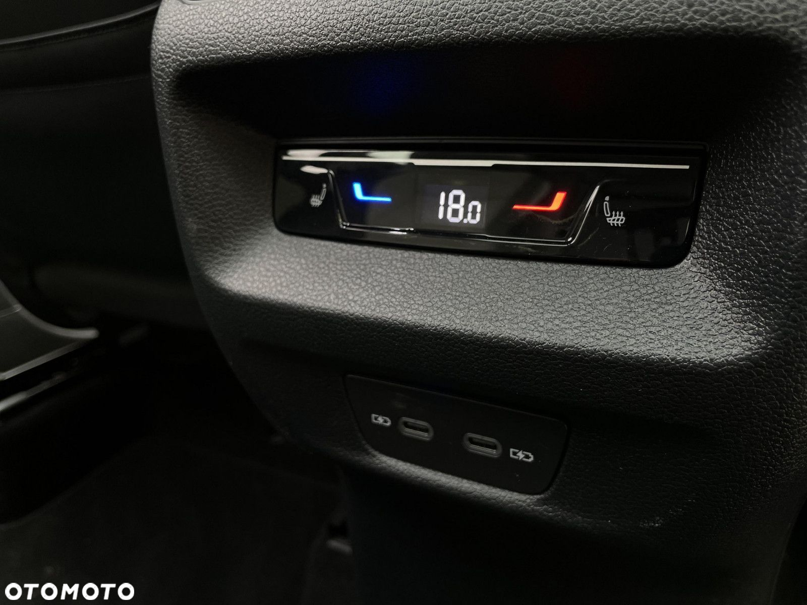 Volkswagen Tiguan - 22