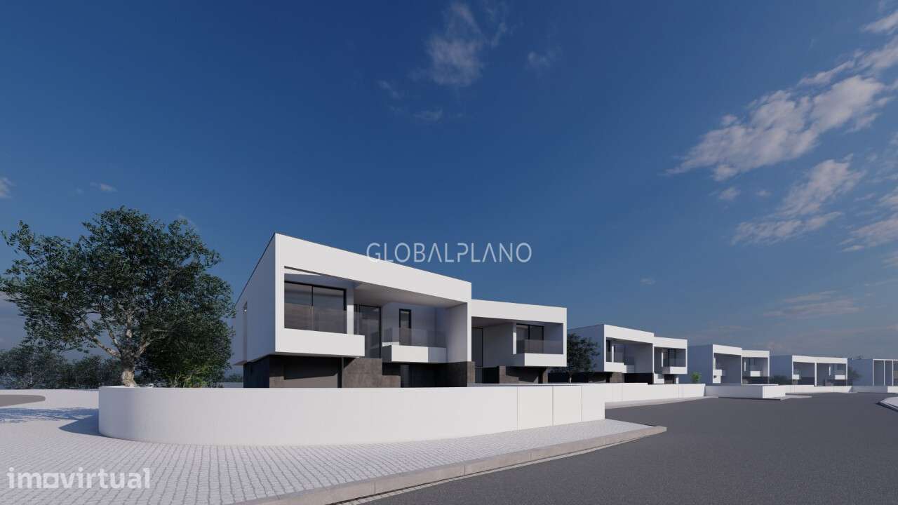 Moradias a 300m da praia - Grande imagem: 4/8