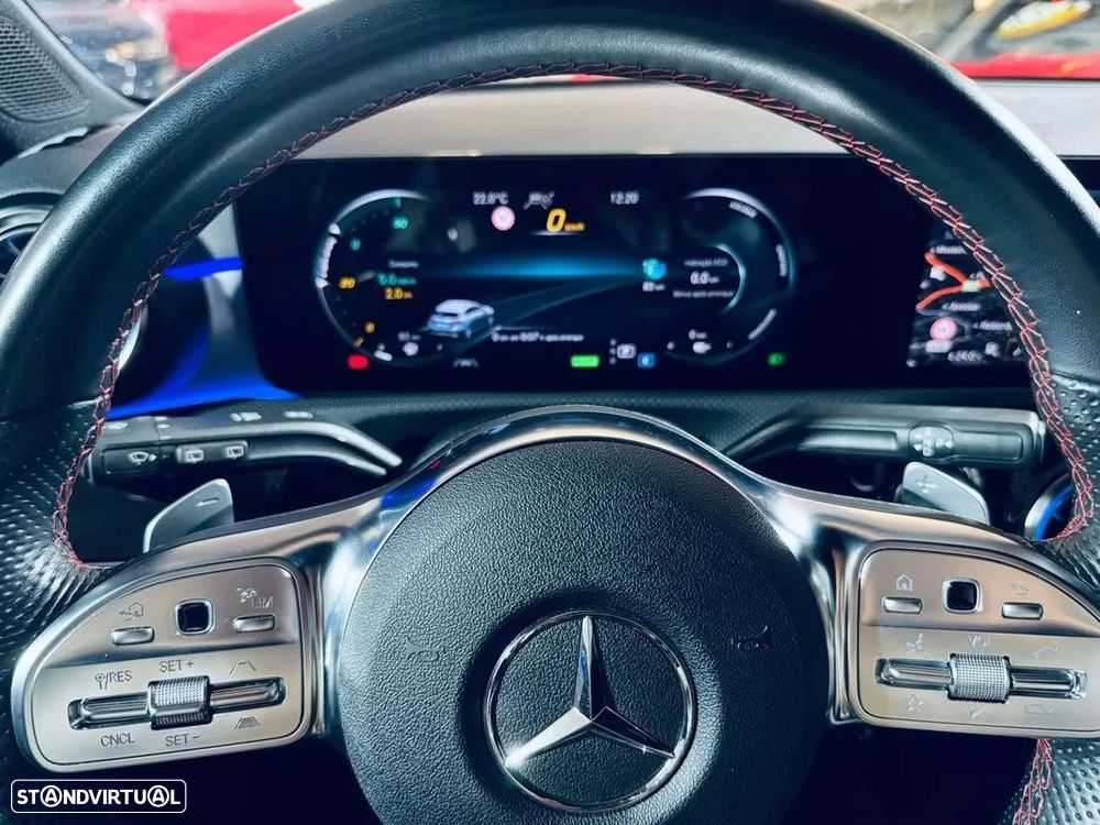 Mercedes-Benz A 250 e AMG Line - 20