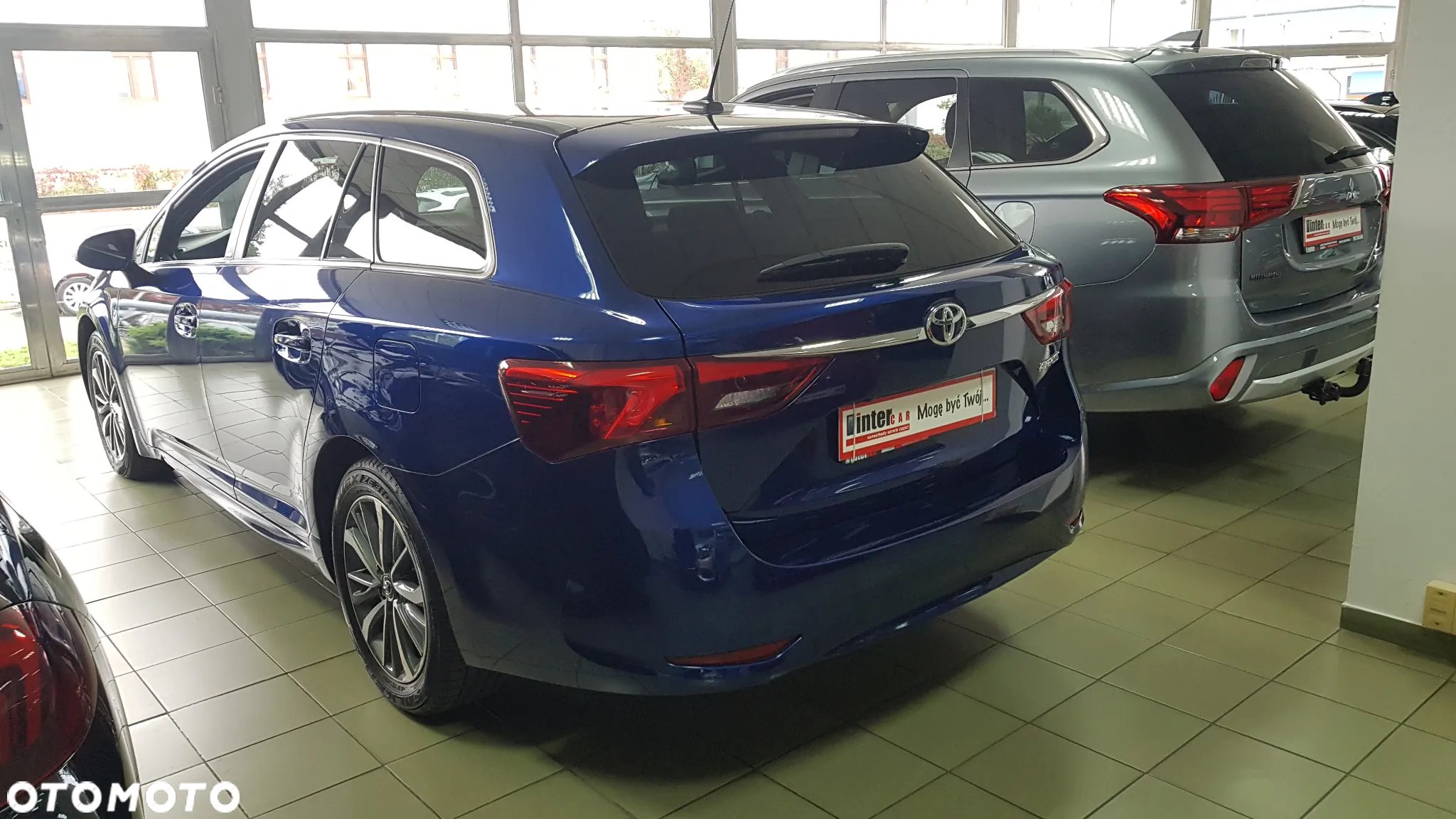 Toyota Avensis - 5