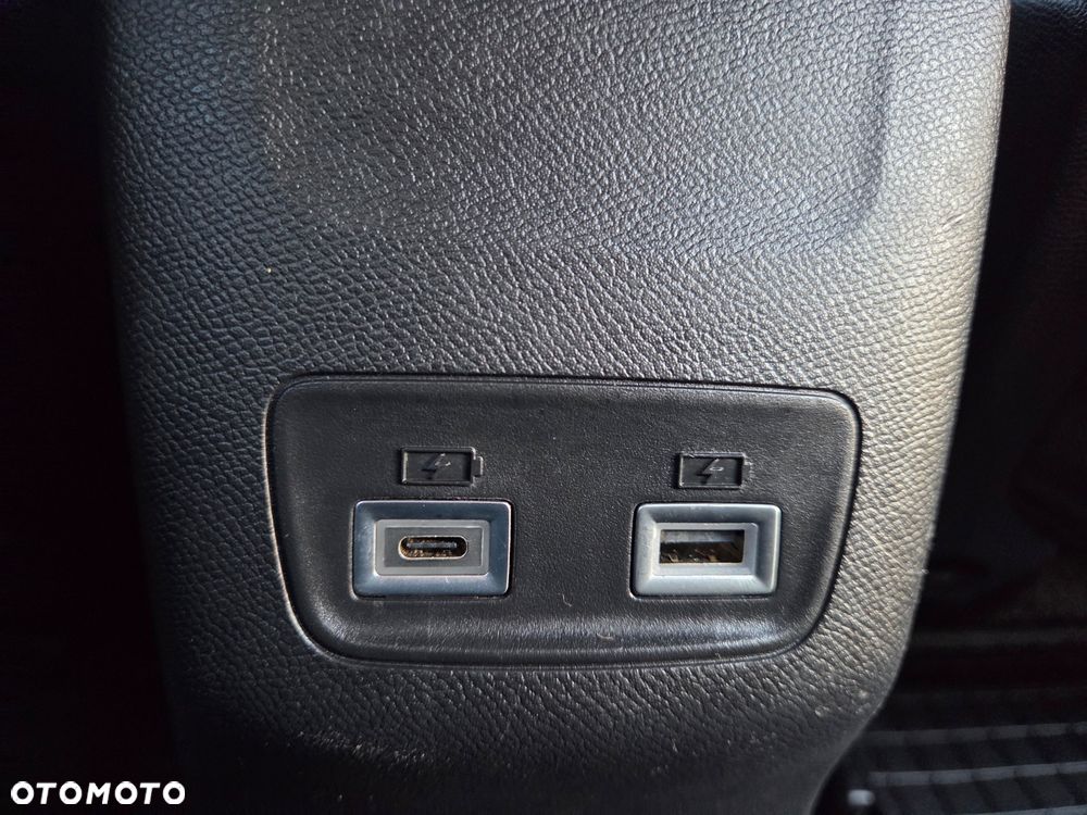 Peugeot 2008 1.2 PureTech Allure Pack S&S EAT8 - 37