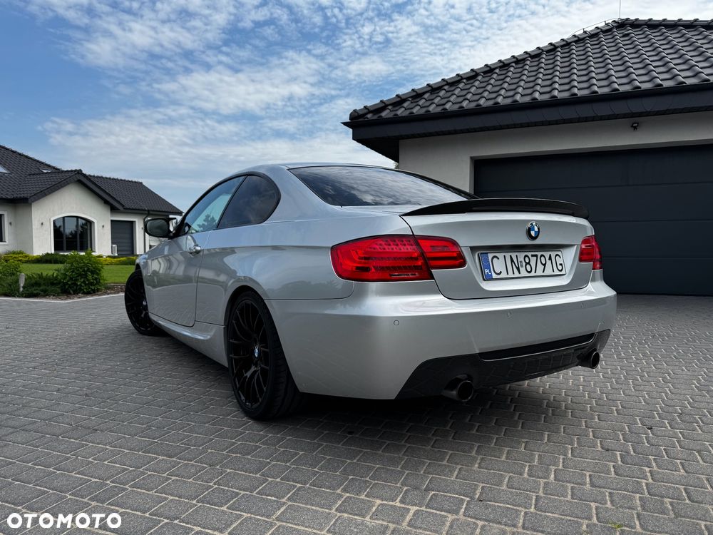 BMW Seria 3 335i M Sport Edition - 5