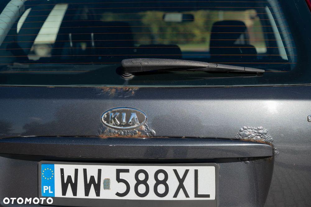 Kia Ceed - 9