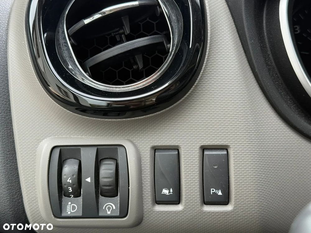 Renault Trafic - 11