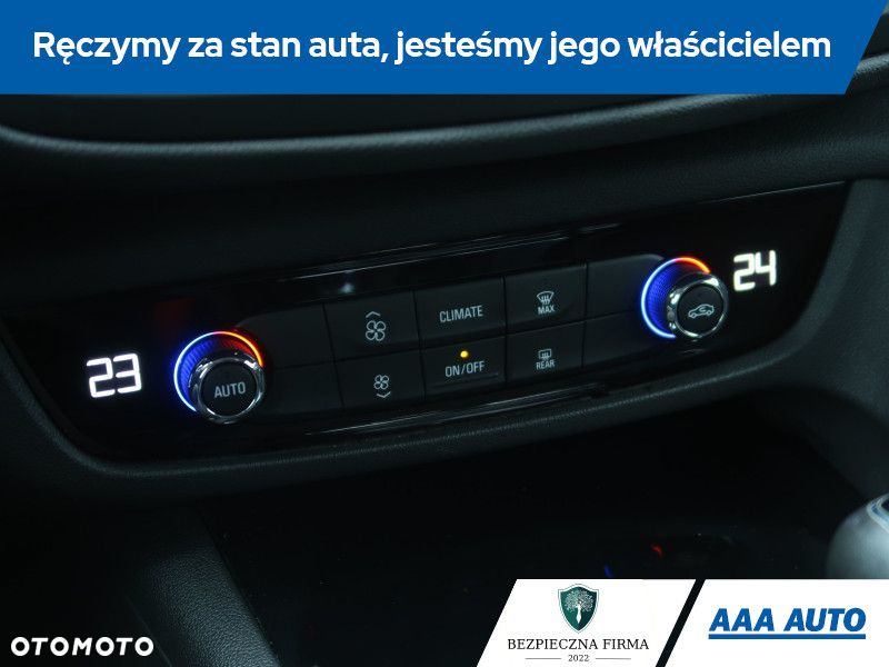 Opel Insignia - 16