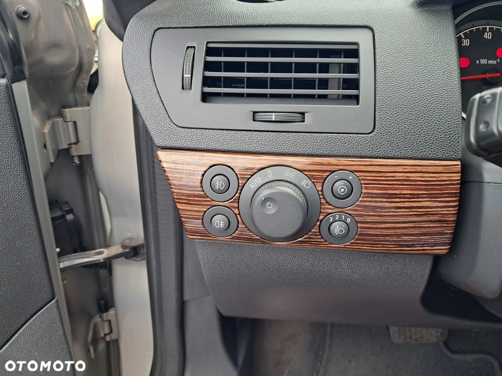 Opel Astra 1.8 Automatik NAVI - 8