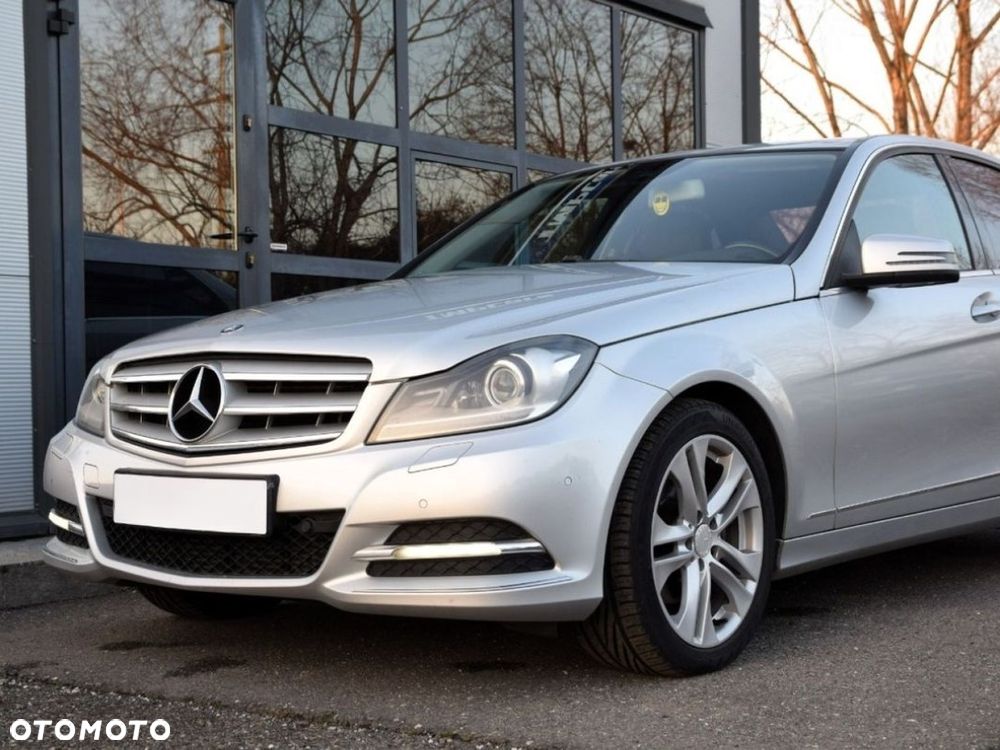 Mercedes-Benz Klasa C 220 CDI 7G-TRONIC Avantgarde Edition - 8