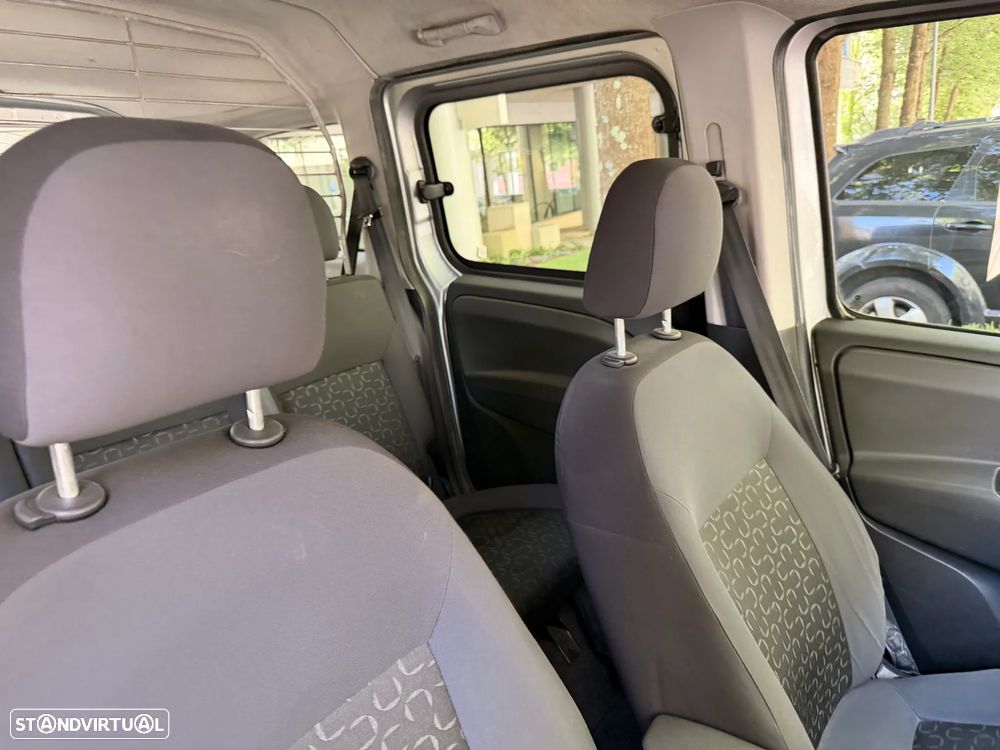 Fiat Doblo 1.3 M-Jet 7L Start&Stop - 21