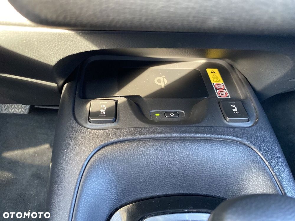 Toyota Corolla 1.8 Hybrid Comfort - 25