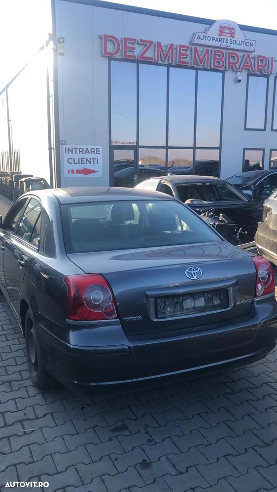 Dezmembram Toyota Avensis 1.8 B an fabr. 2007 - 2