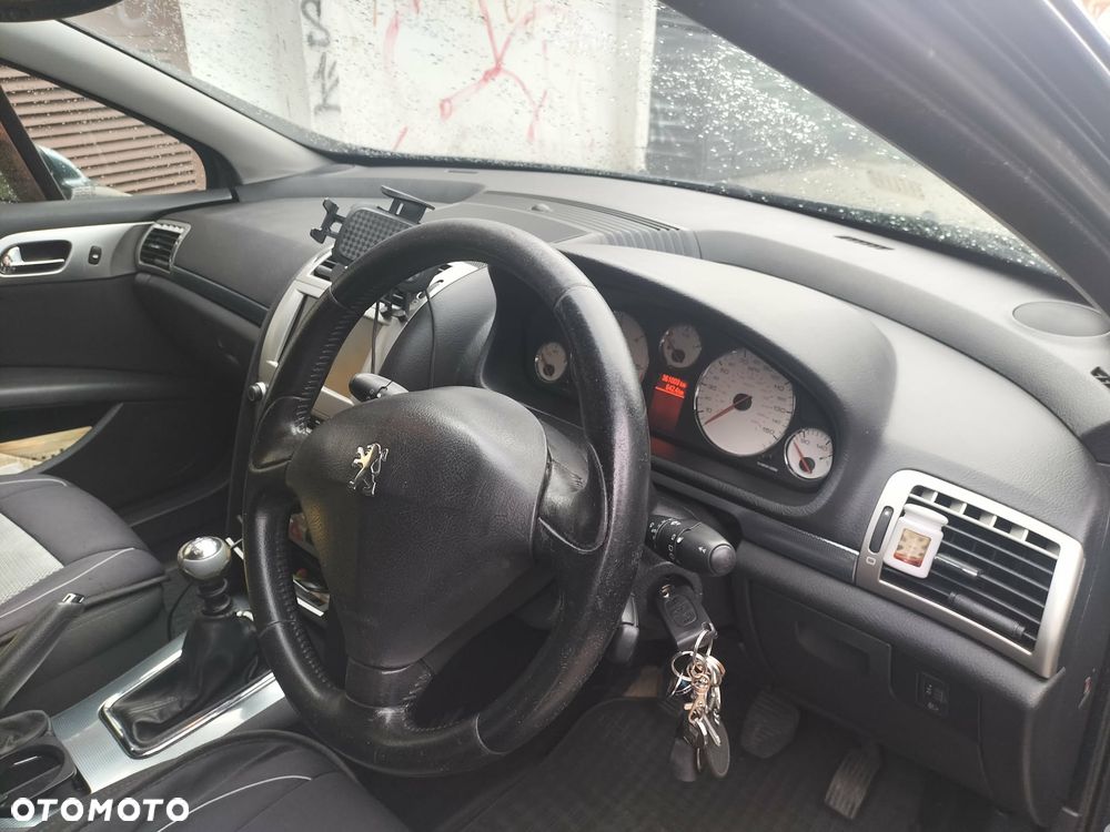 Peugeot 407 2.0 HDI Premium navtech gama - 7