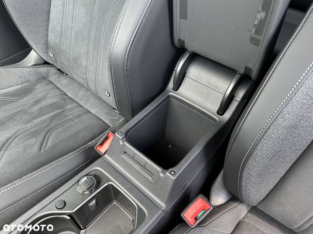 Volkswagen Golf Variant - 36