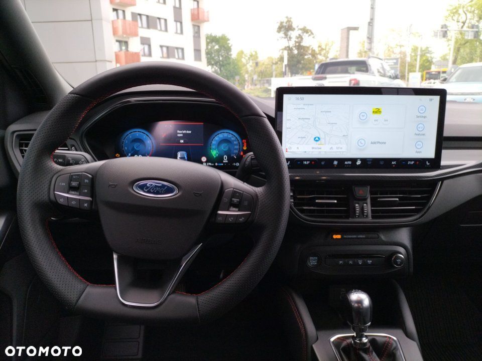 Ford Focus - 12