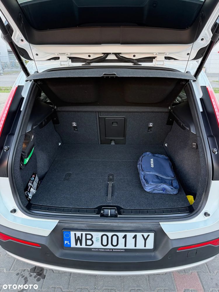 Volvo XC 40 B3 Core - 17