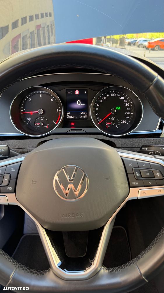 Volkswagen Passat 2.0 TDI SCR DSG Business - 17