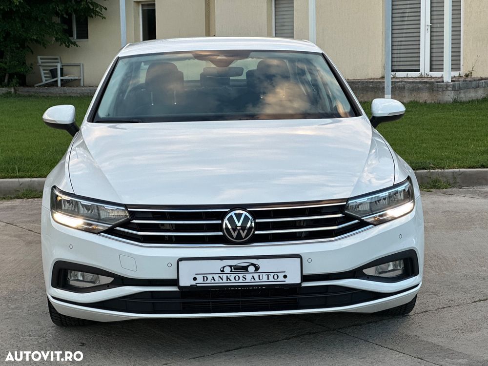 Volkswagen Passat - 28