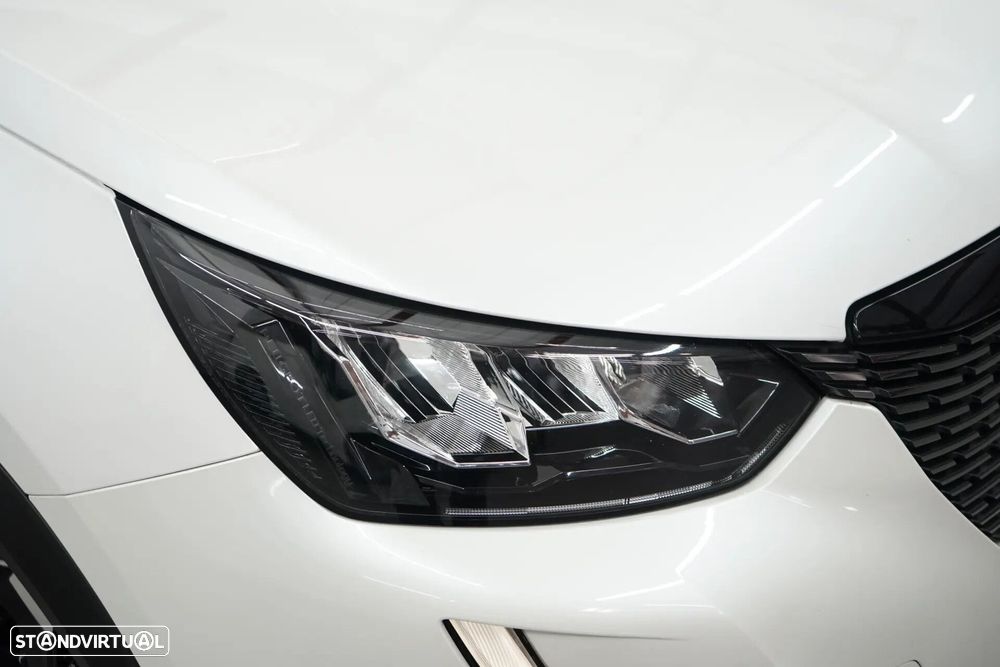 Peugeot 2008 1.2 PureTech Allure Pack EAT8 - 10
