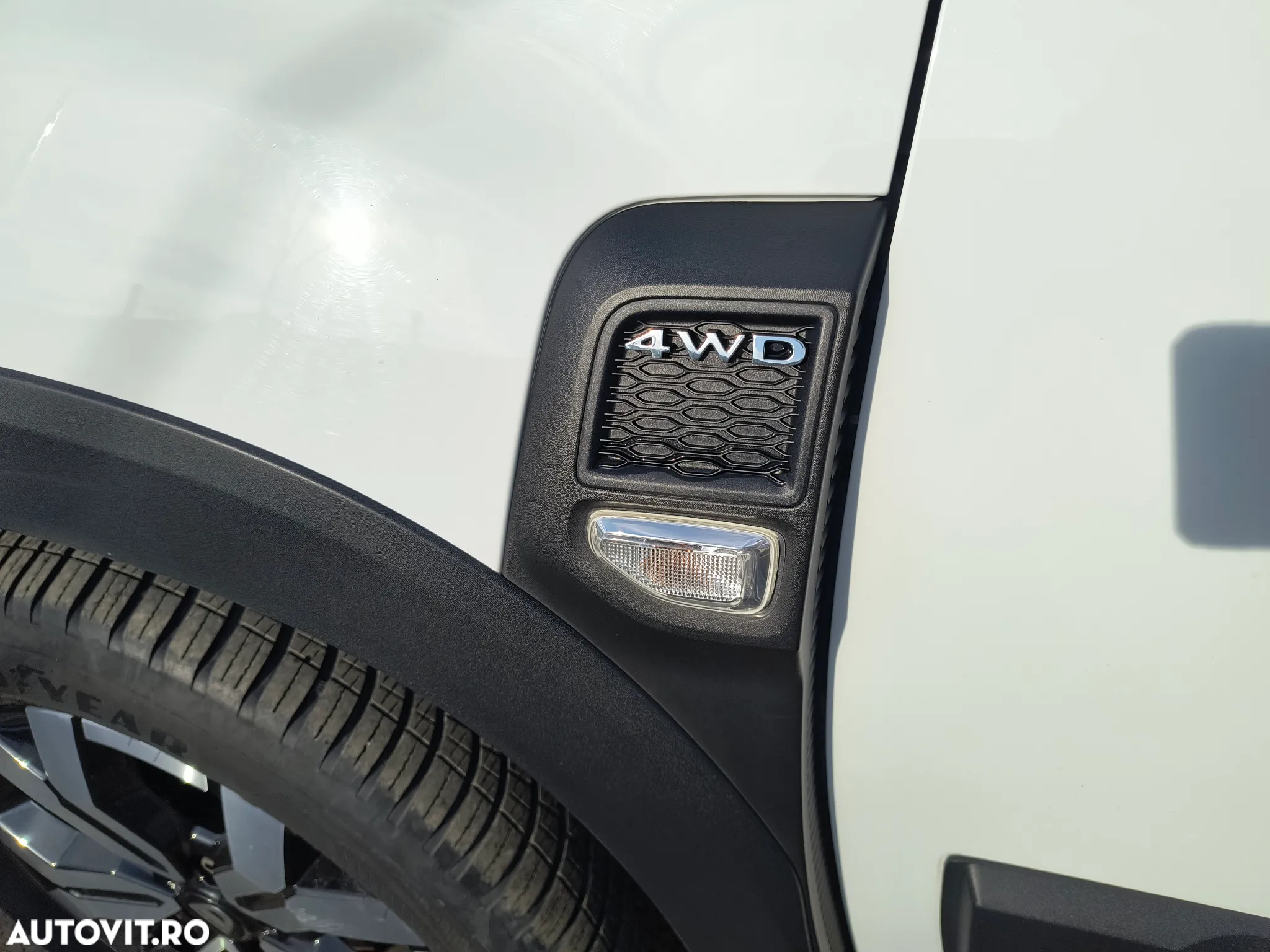 Dacia Duster TCe 150 GPF 4WD Prestige jante 17" - 6
