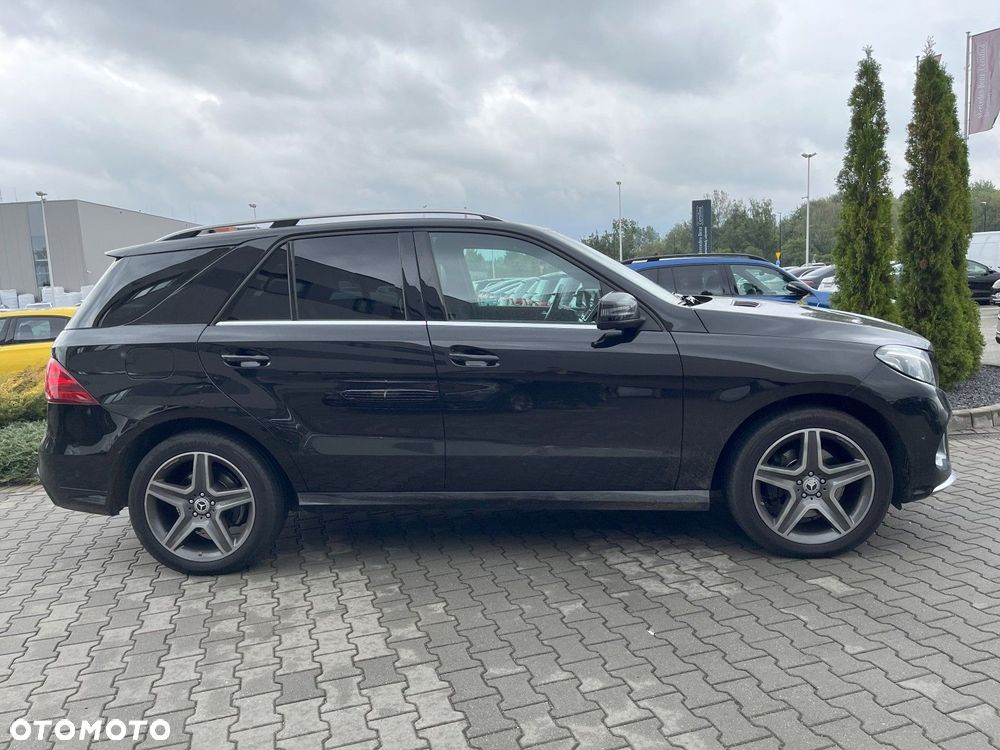 Mercedes-Benz GLE - 4