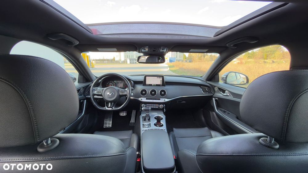 Kia Stinger 3.3 T-GDI V6 GT AWD - 19