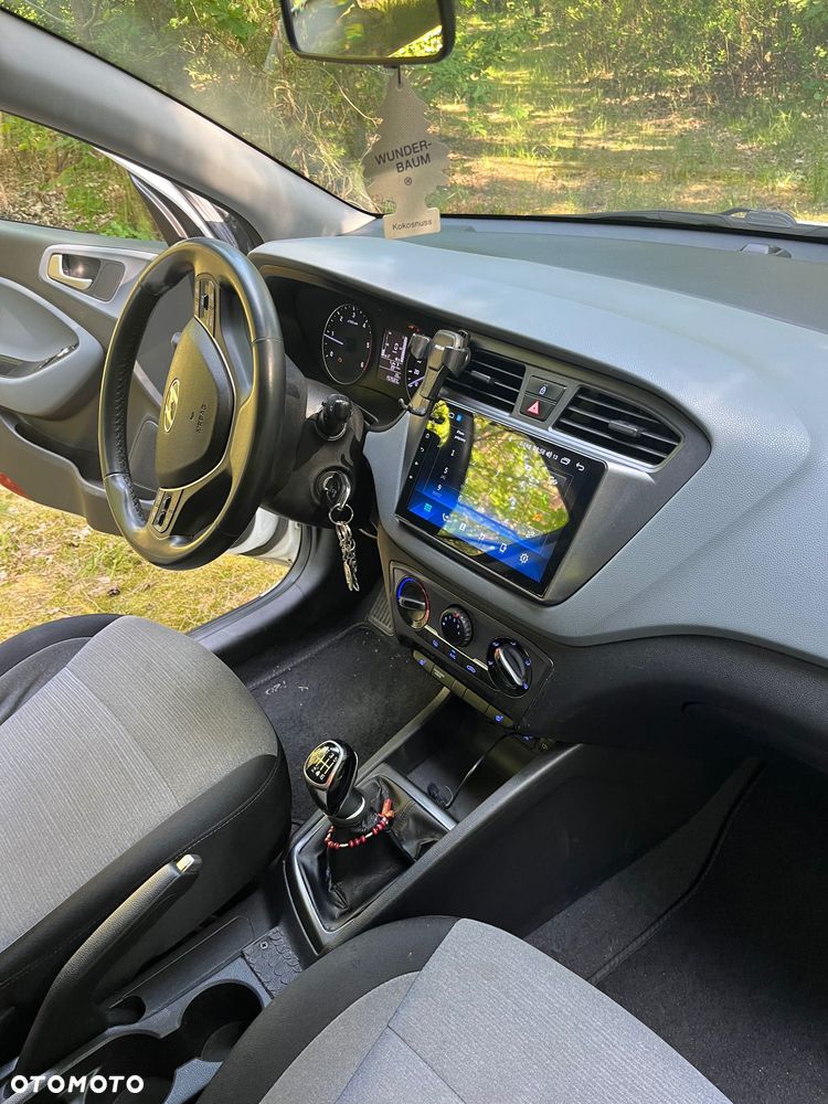 Hyundai i20 - 7