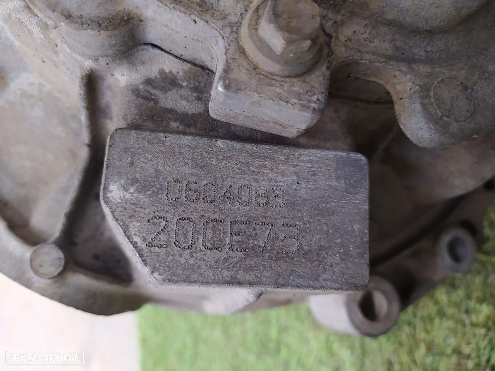 CAIXA VELOCIDADES CITROEN SAXO - 4