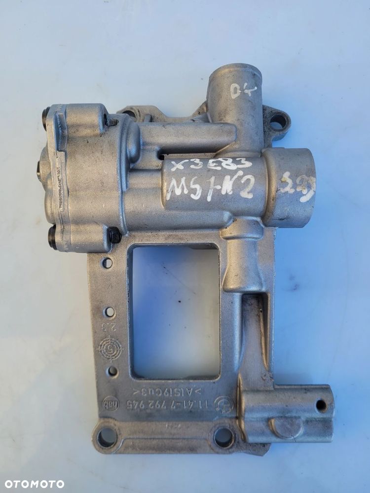 POMPA OLEJU BMW E60 E61 E65 E66 E70 E71 X3 E83 E90 E91 E92 M57N2 7792945 - 6