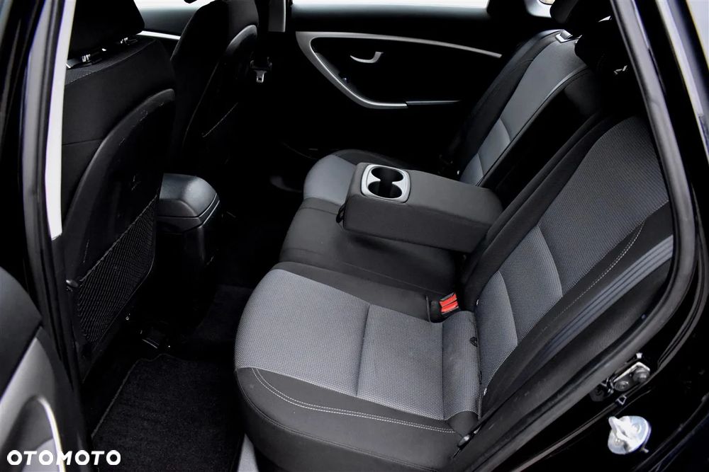 Hyundai i30 Kombi 1.6 CRDI Passion Plus - 15