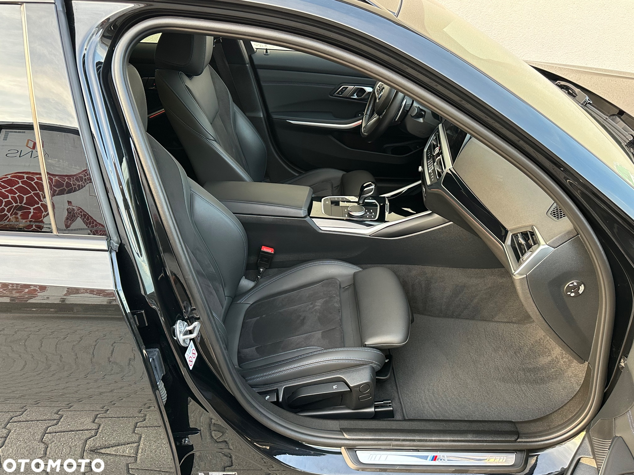 BMW Seria 3 320d Touring xDrive M Sport - 22