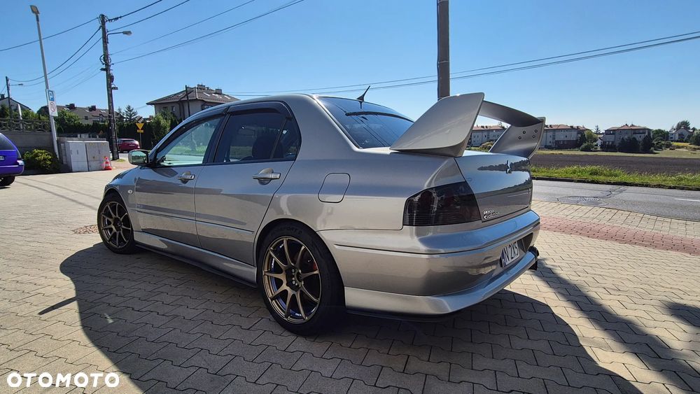 Mitsubishi Lancer Evolution - 4