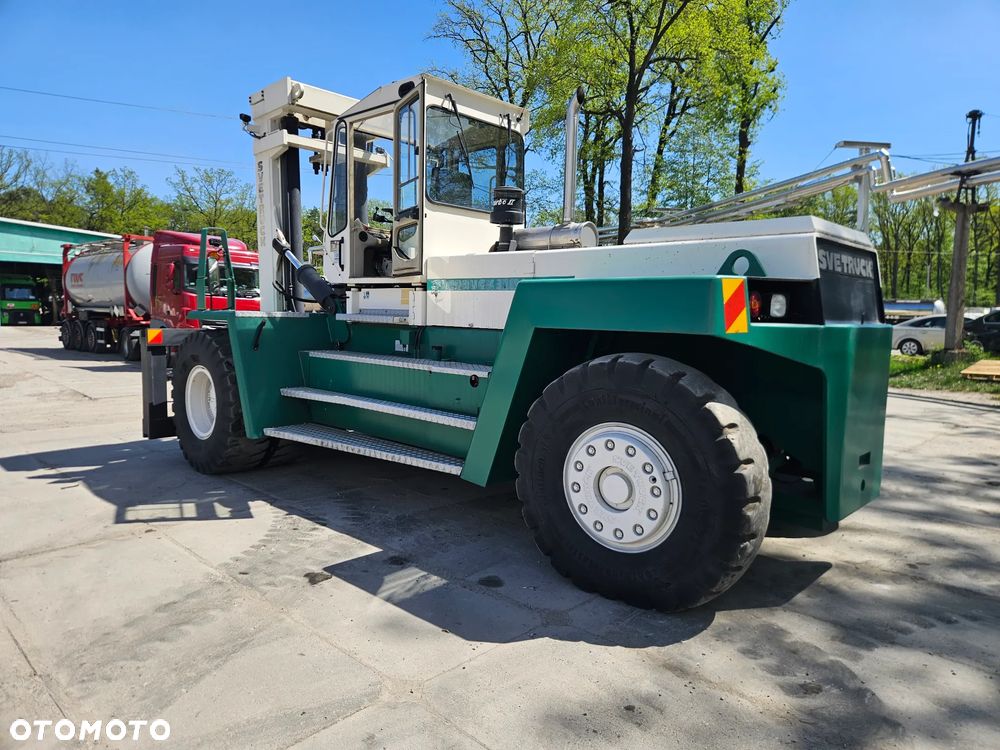 Svetruck 3212046 - 5