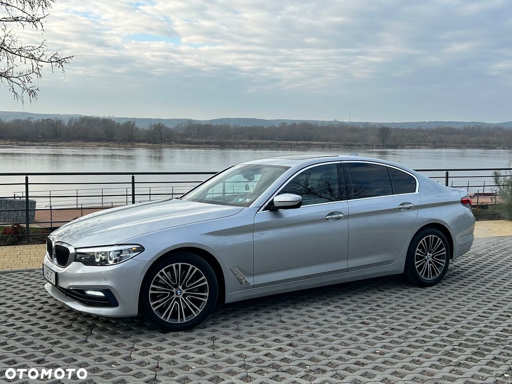 BMW Seria 5 530i xDrive GPF Sport Line sport - 4