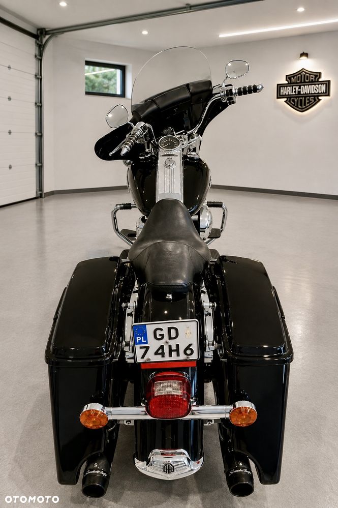 Harley-Davidson Touring Road King - 11