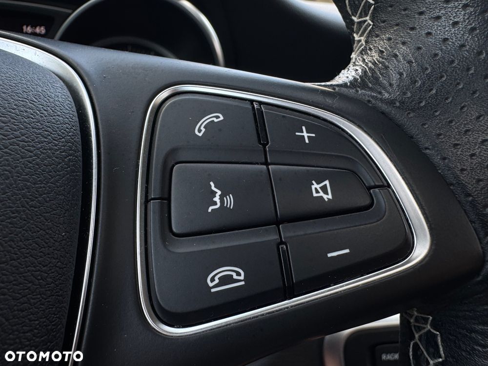 Mercedes-Benz CLA 180 d AMG Line - 22