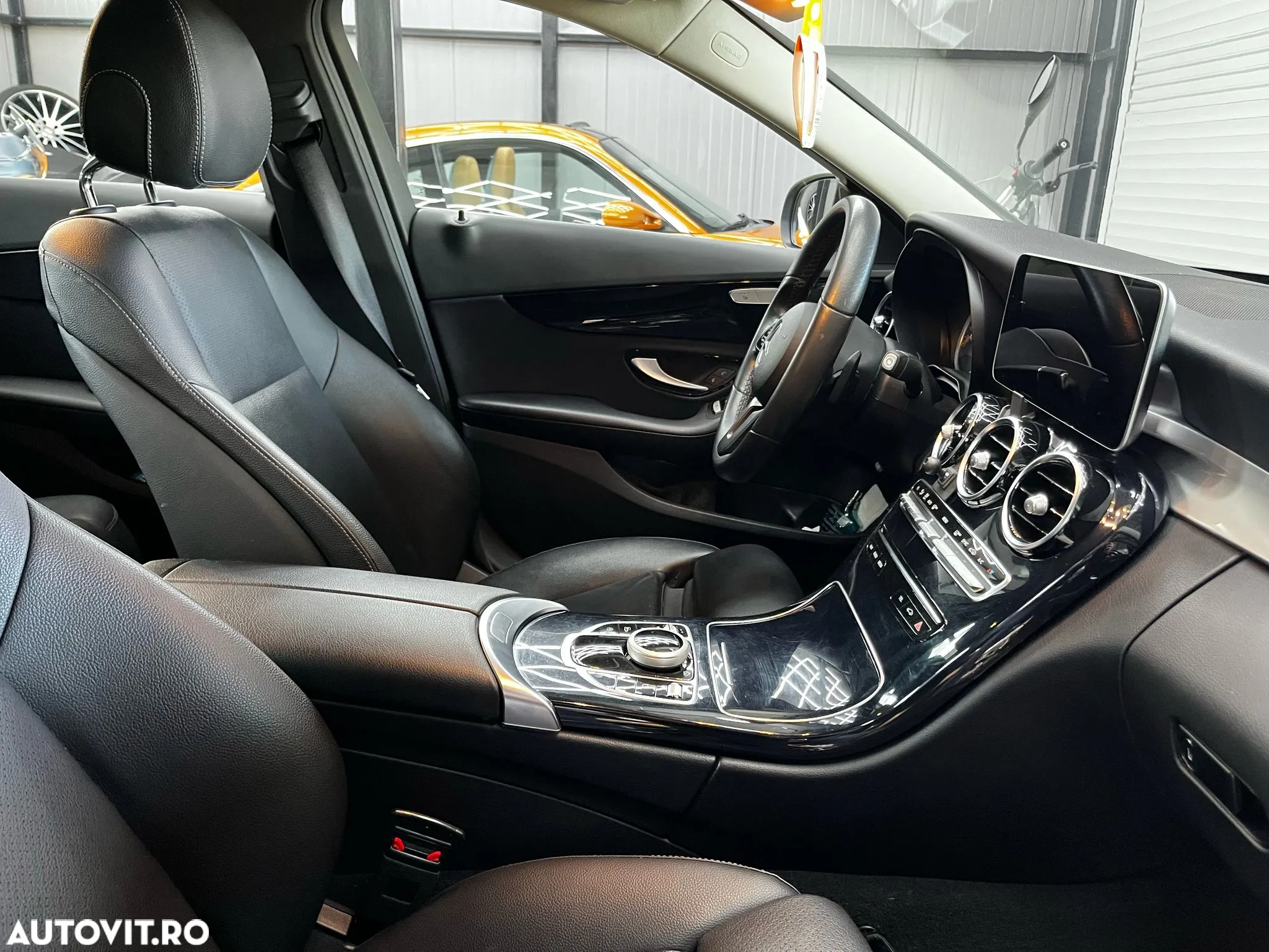 Mercedes-Benz C 220 d T 9G-TRONIC - 25