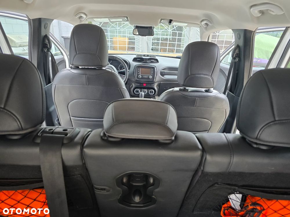 Jeep Renegade - 19