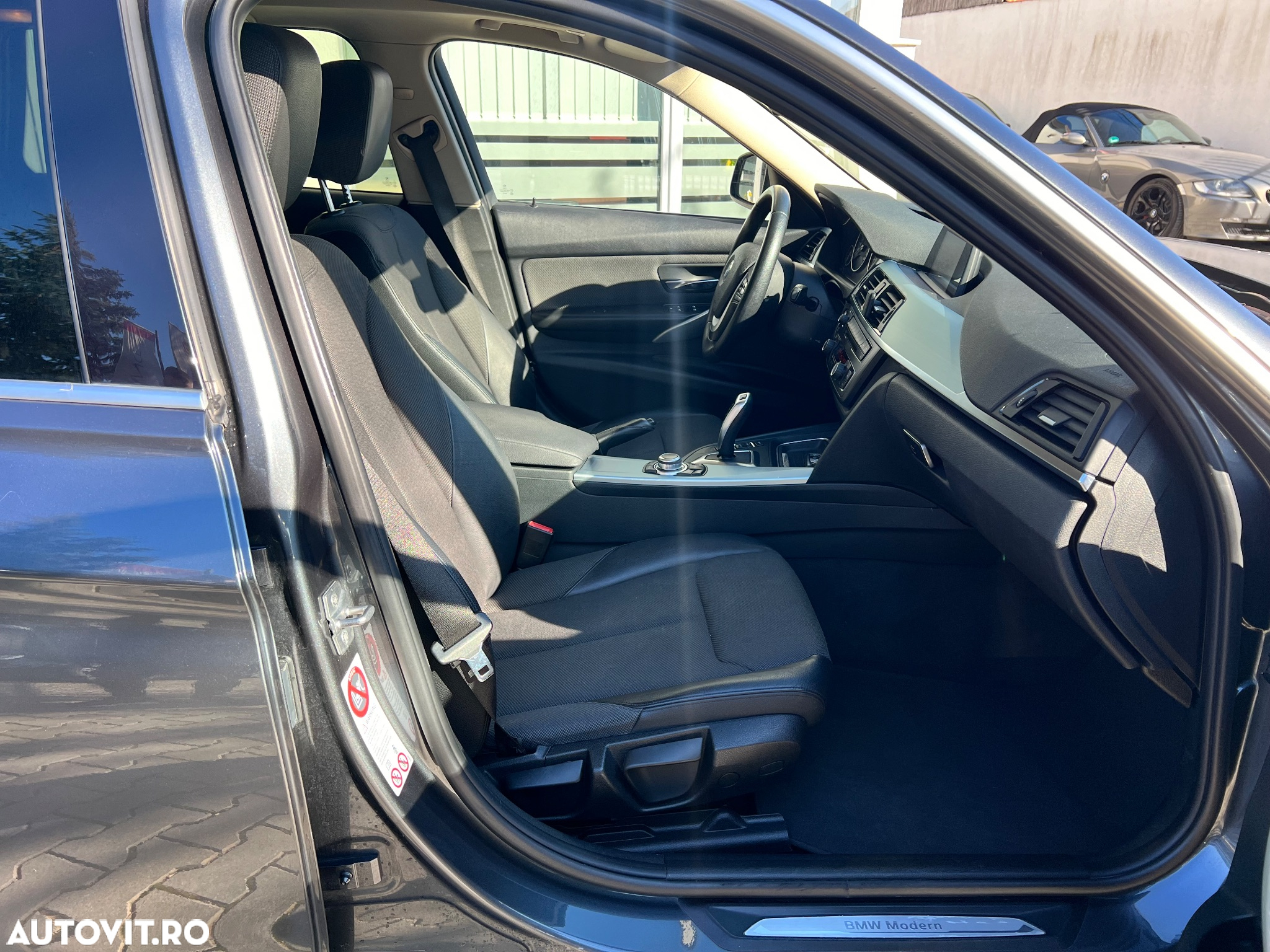 BMW Seria 3 320d Touring Aut. Modern Line - 15