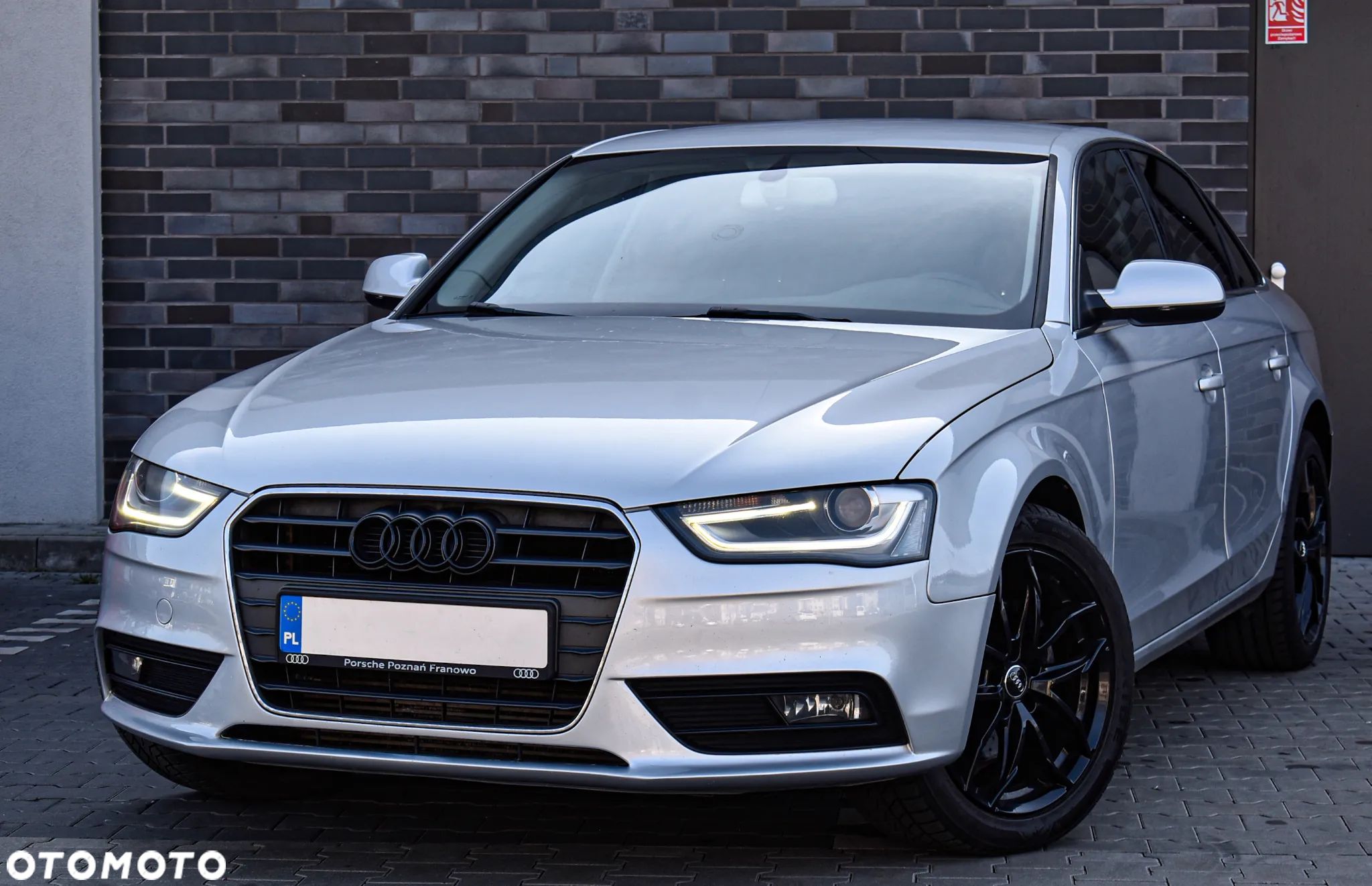 Audi A4 - 1