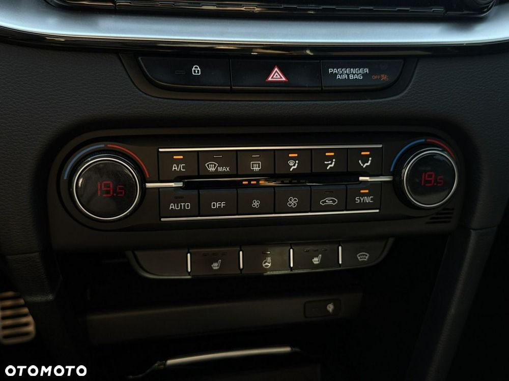 Kia ProCeed 1.5 T-GDI GT Line - 14