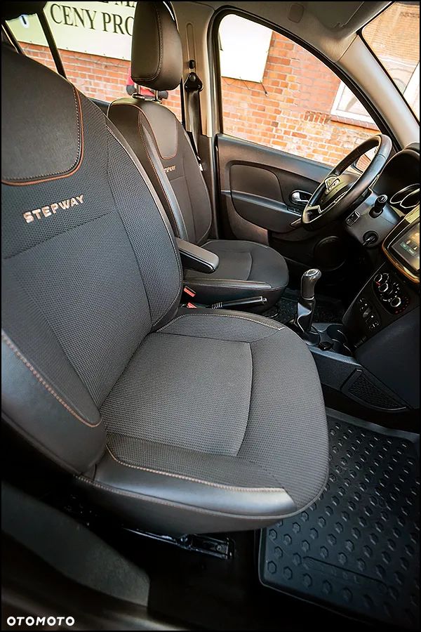 Dacia Sandero Stepway TCe 90 (S&S) Prestige - 34