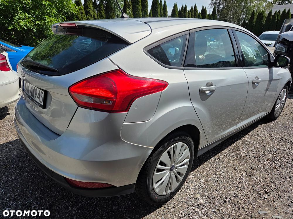 Ford Focus 1.5 EcoBlue Connected - 4