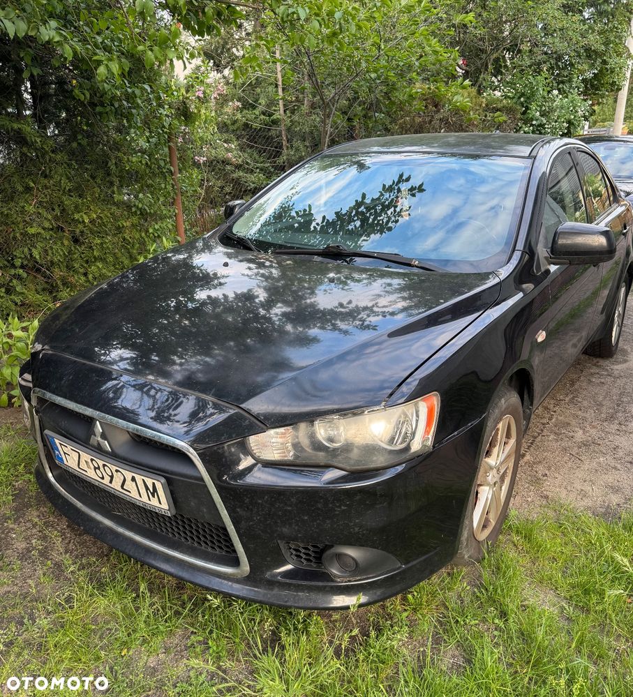 Mitsubishi Lancer - 2