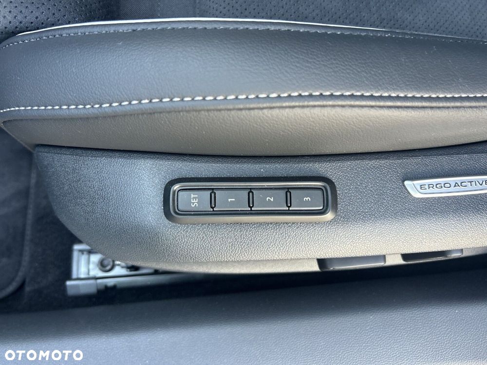 Volkswagen Passat Variant - 18