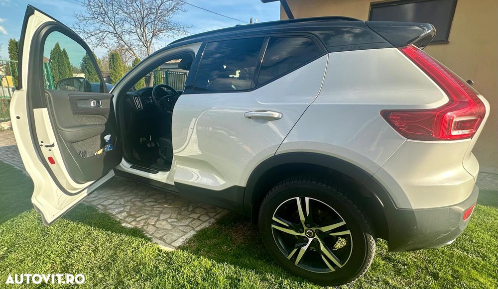 Volvo XC 40 D4 AWD R-Design - 5