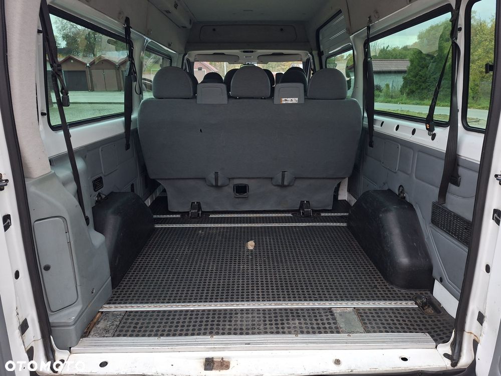 Ford Transit - 8
